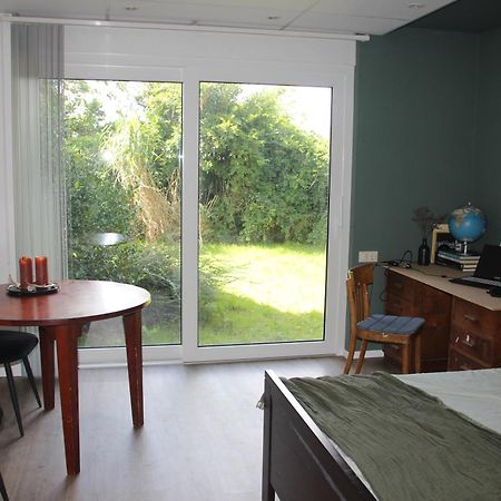 Even Heukelom Bed and Breakfast Afferden  Exteriör bild